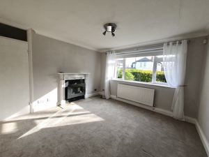 Living Room- click for photo gallery